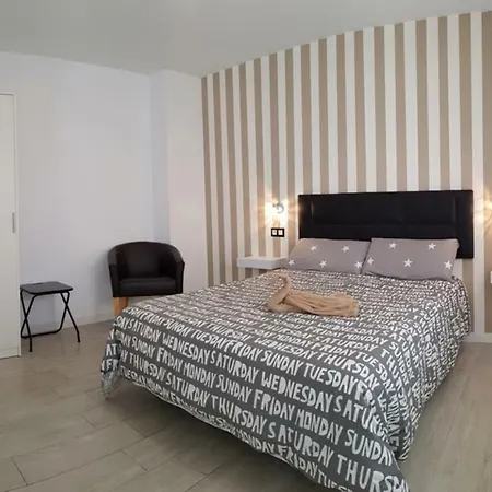 Malaga Alcolea Apartment Exterior photo